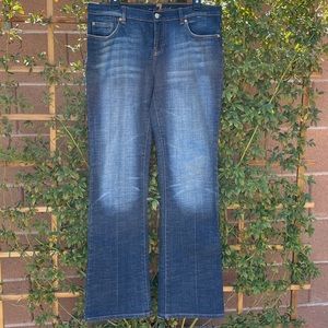 7 For All Mankind Flared Jeans 👖